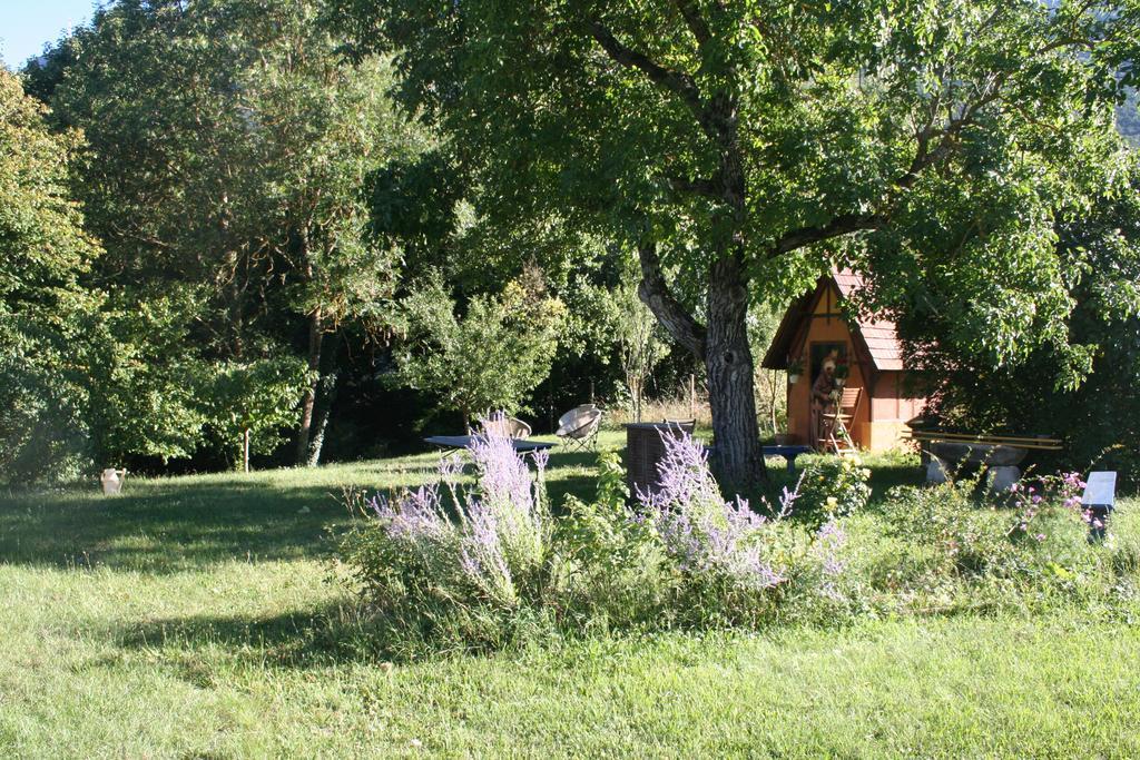Chambre D'Hotes La Romarine Barnave Екстер'єр фото