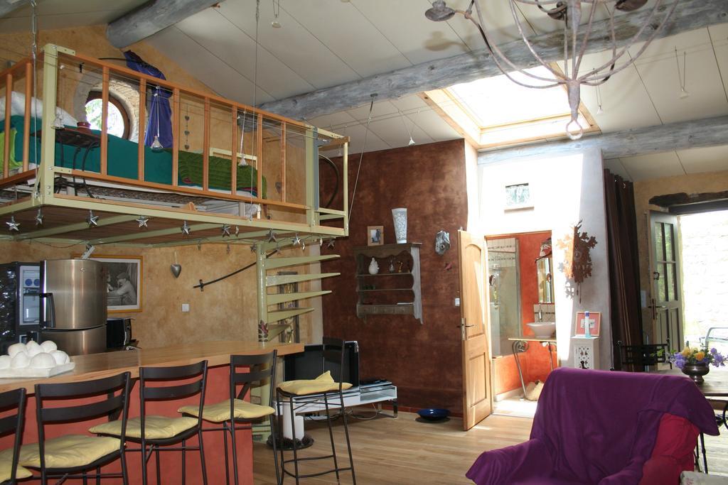 Chambre D'Hotes La Romarine Barnave Номер фото
